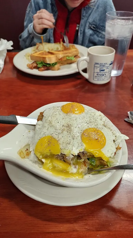Chopped Steak & Eggs