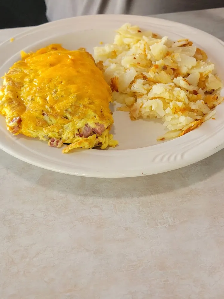 Omelet and Hash Browns